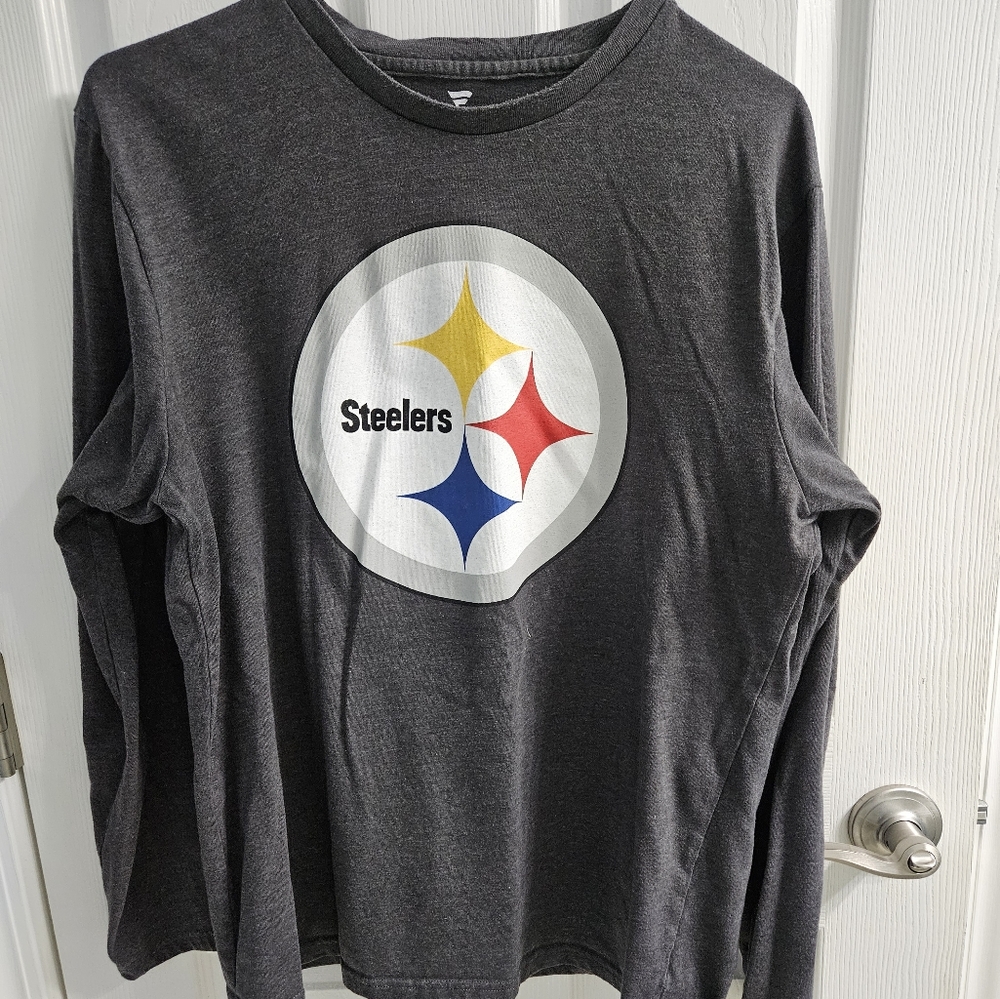Steelers slim fit long sleeve t-shirt- medium